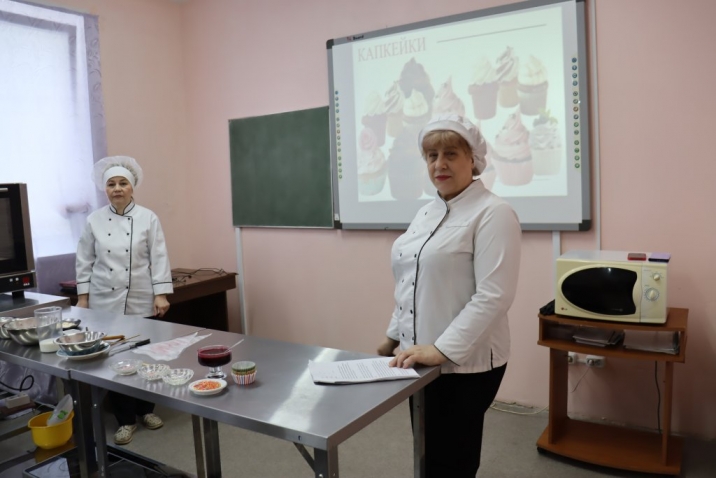 20 марта 2026 года в отделении Кораблино  ОГБПОУ «РК»  преподавателями Бочковой Г.Н., Соколовой Н.А. ,при участии студентки третьего курса Киселёвой Екатерины  был проведен мастер –класс по приготовлению классического капкейка